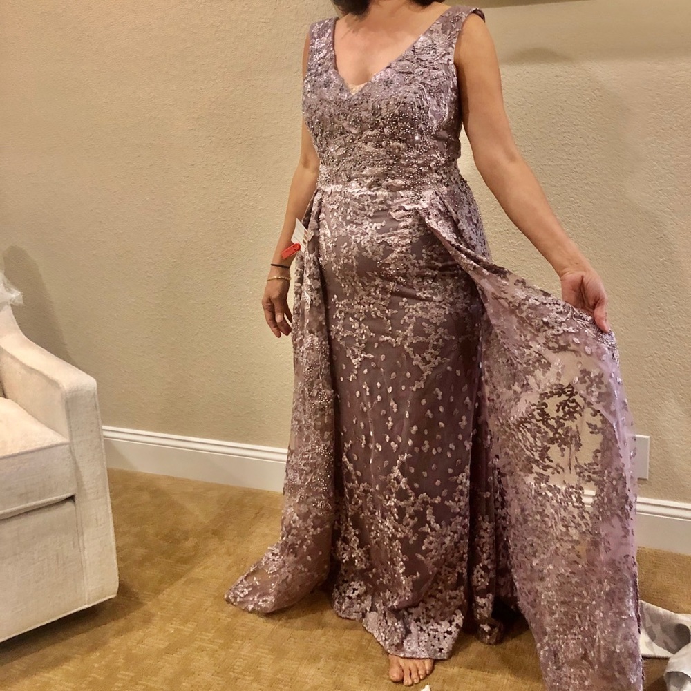Mac Duggal Gown. Size 16 wears like a size 12.